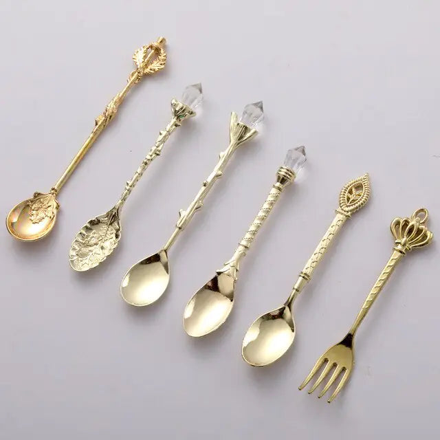 Vintage Dessert Royal Style Cutlery Set