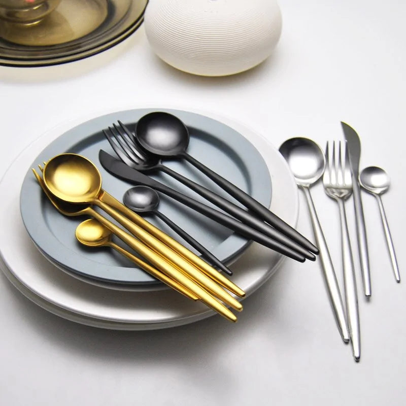 Complete Tableware Set