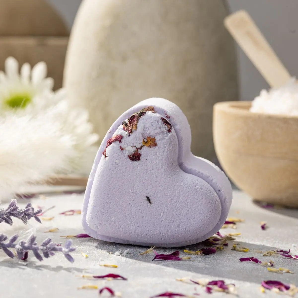 Set of 5 Heart Shaped Shower Steamers with CBD - in a Gift Box