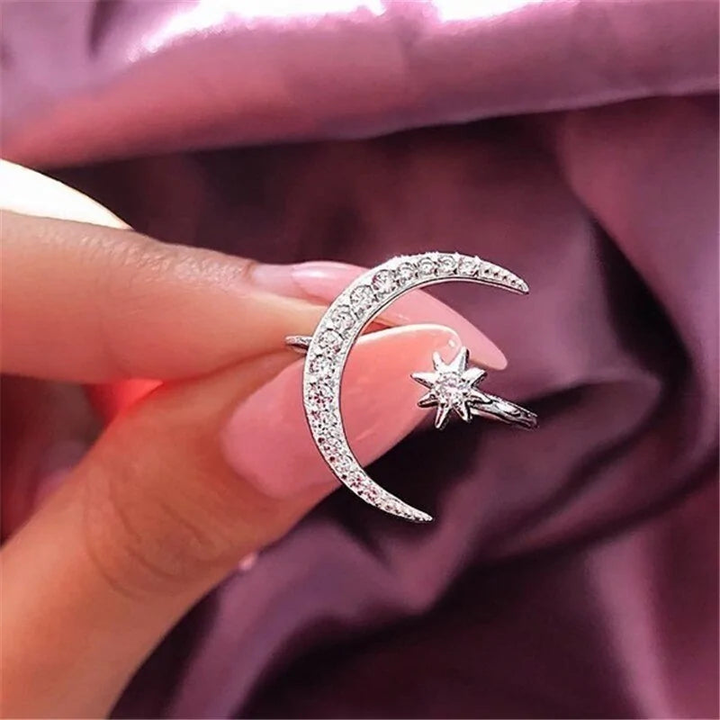 Crescent Moon Ring Lady Fashion