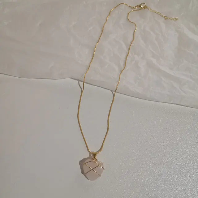 Kpop Vintage Love Heart Pendant Choker