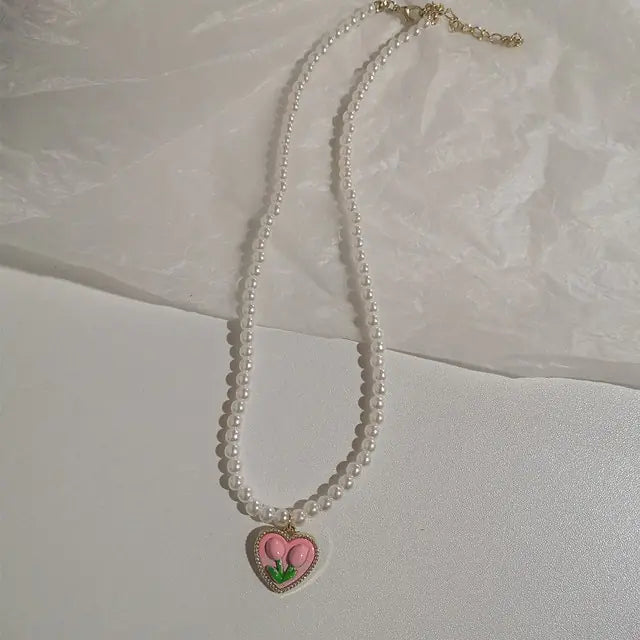 Kpop Vintage Love Heart Pendant Choker